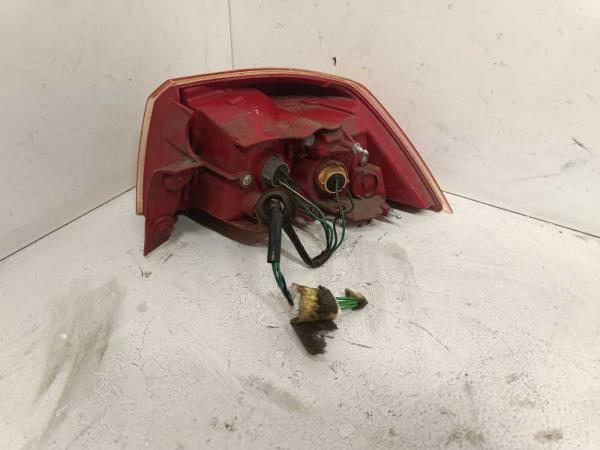 FEU ARRIERE GAUCHE MITSUBISHI LANCER 2008-2016 - Vue 2